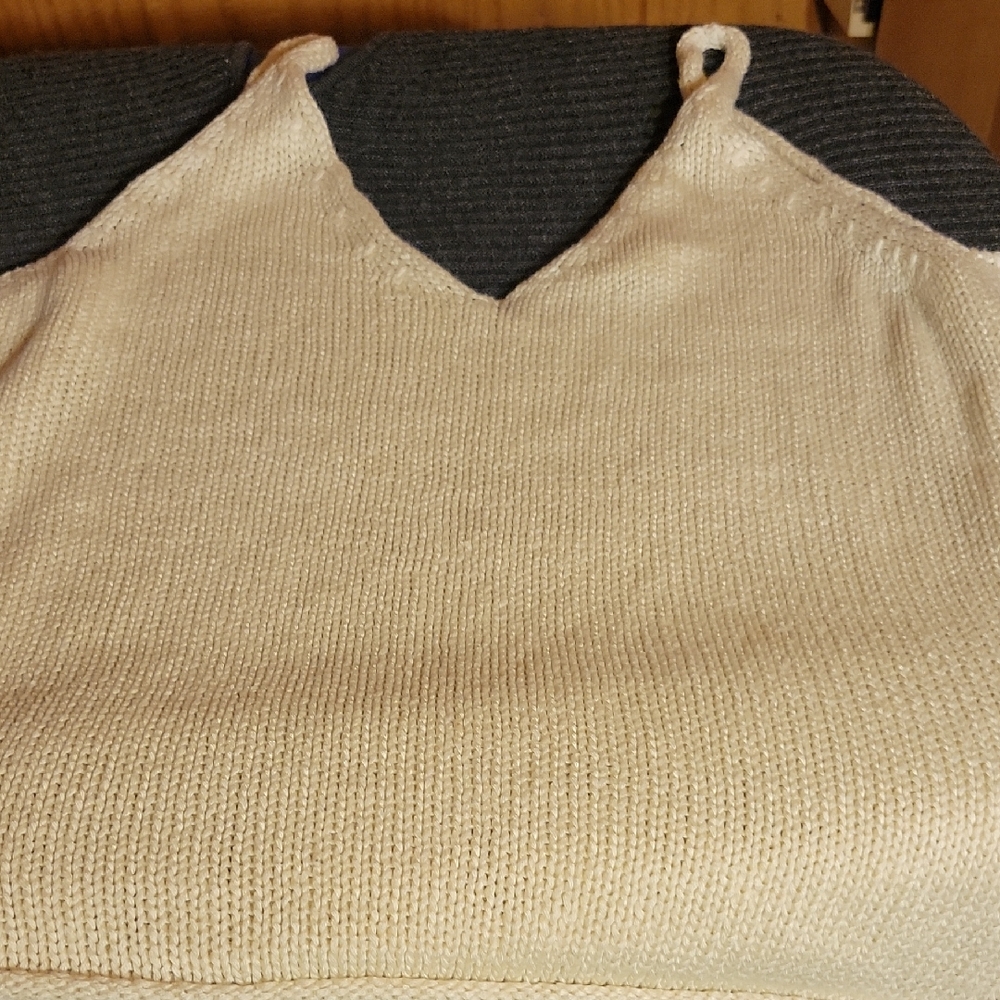 H&M Ivory knit double V  Tank Top